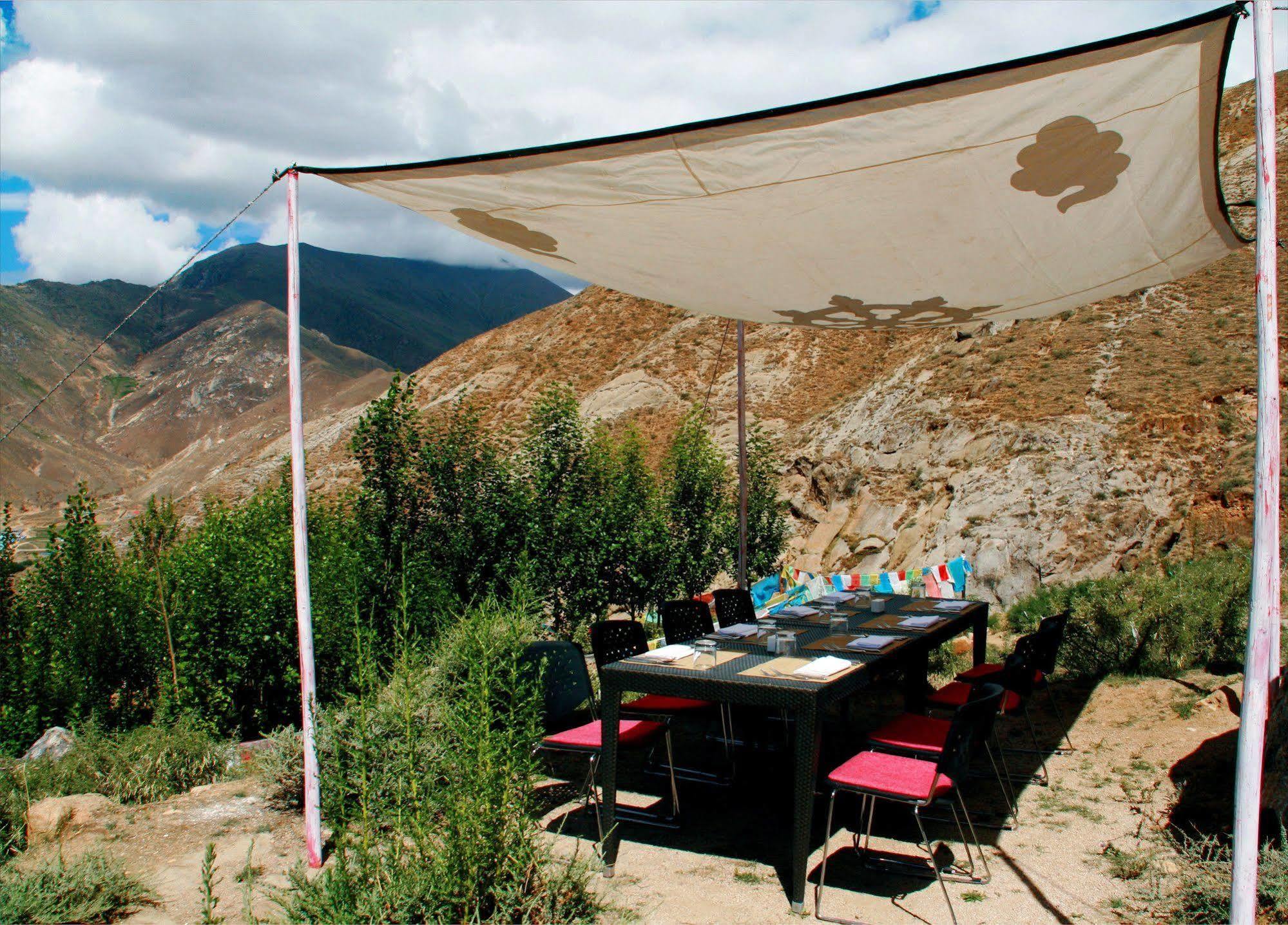 Four Points By Sheraton Lhasa Eksteriør bilde
